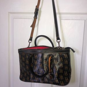 🖤🖤SOLD🖤🖤Dooney and Bourke purse